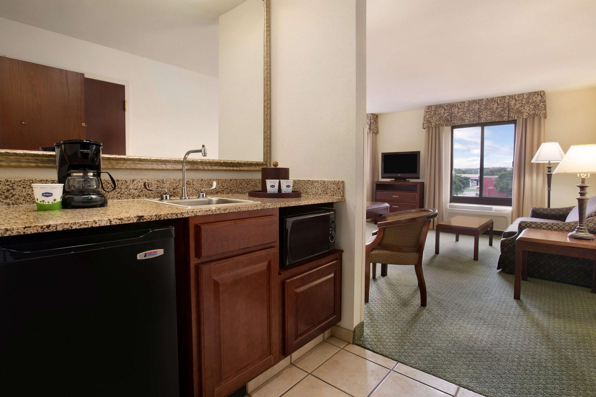 Hampton Inn & Suites סן מרקוס מראה חיצוני תמונה