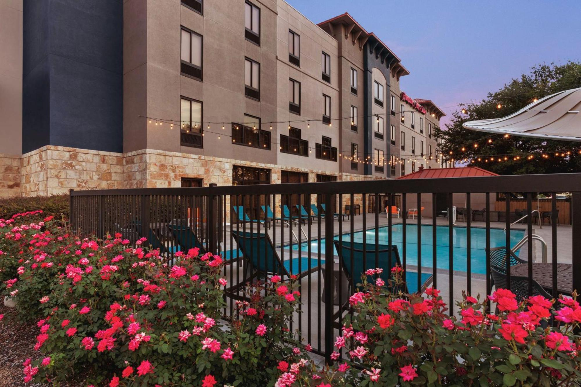Hampton Inn & Suites סן מרקוס מראה חיצוני תמונה